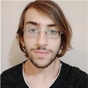 La física es una materia robusta, pero trepidante para los amantes de esta. Me llamo Tiago, imparto clases de física a alumnos de ESO y 1° de bachillerato en Huelva, aunque también se me puede contactar y hacerlo online